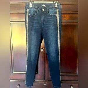 Tommy Bahama High Rise Beaded Ankle Jeans